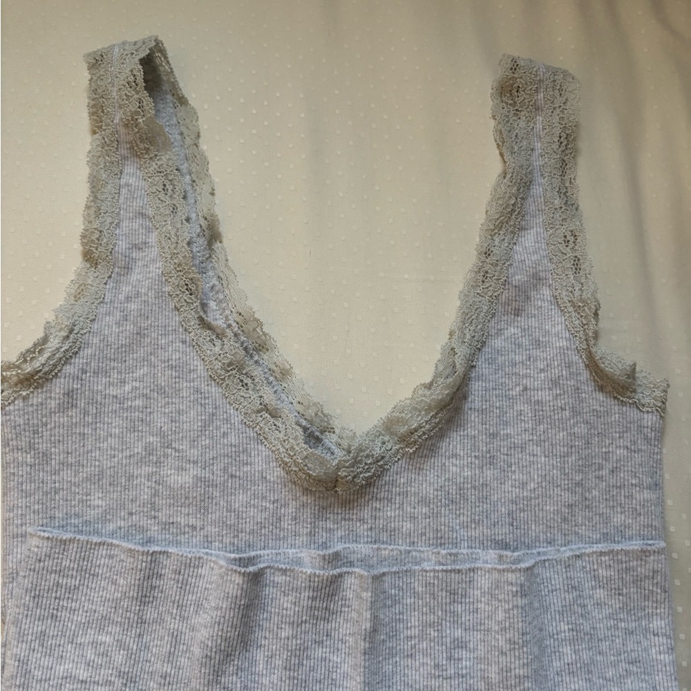 brandy melville john halt lace trim tank top grey